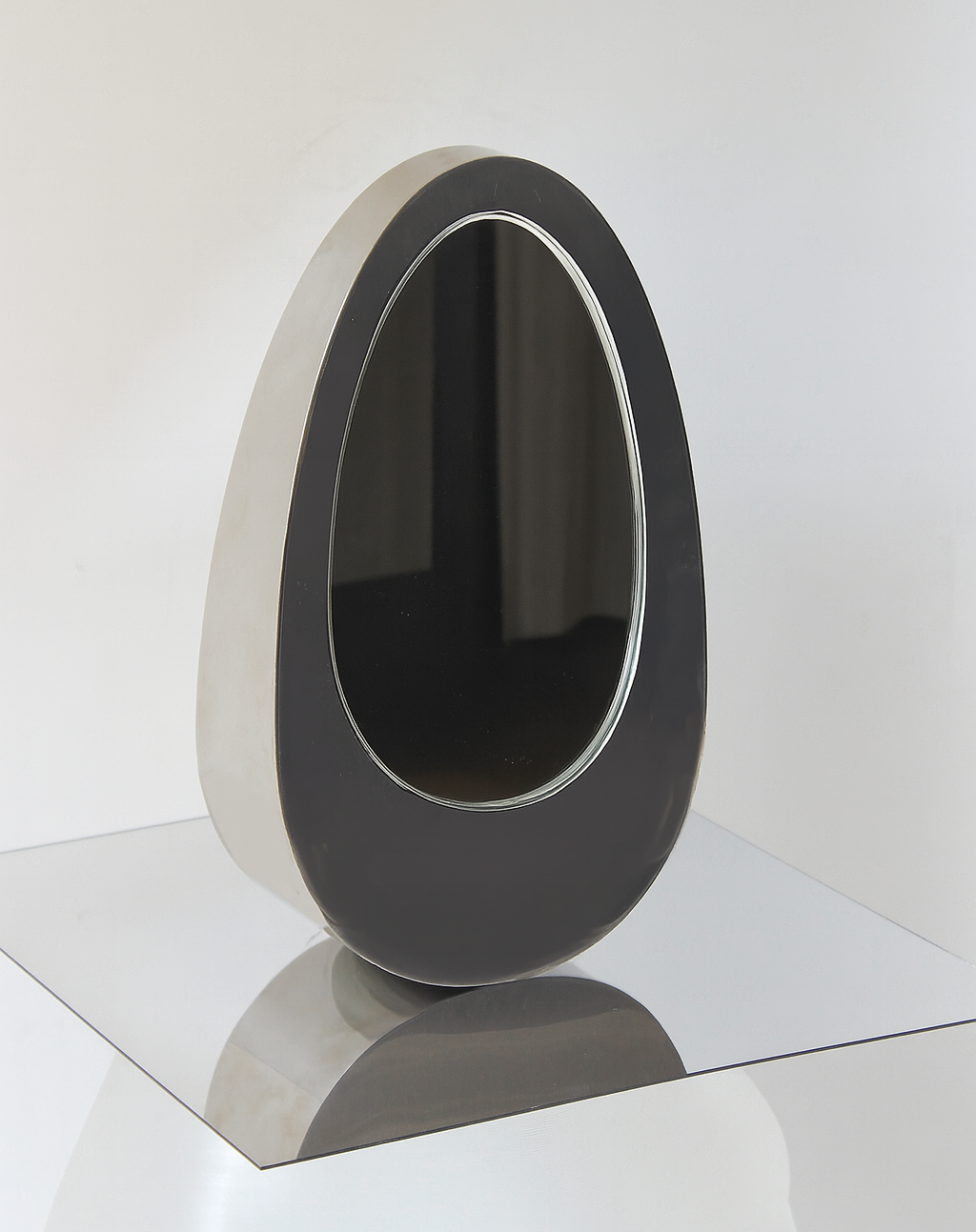 Artistic view of Ovio marble mirror design, Italian luxury decorative furniture with modern aesthetics