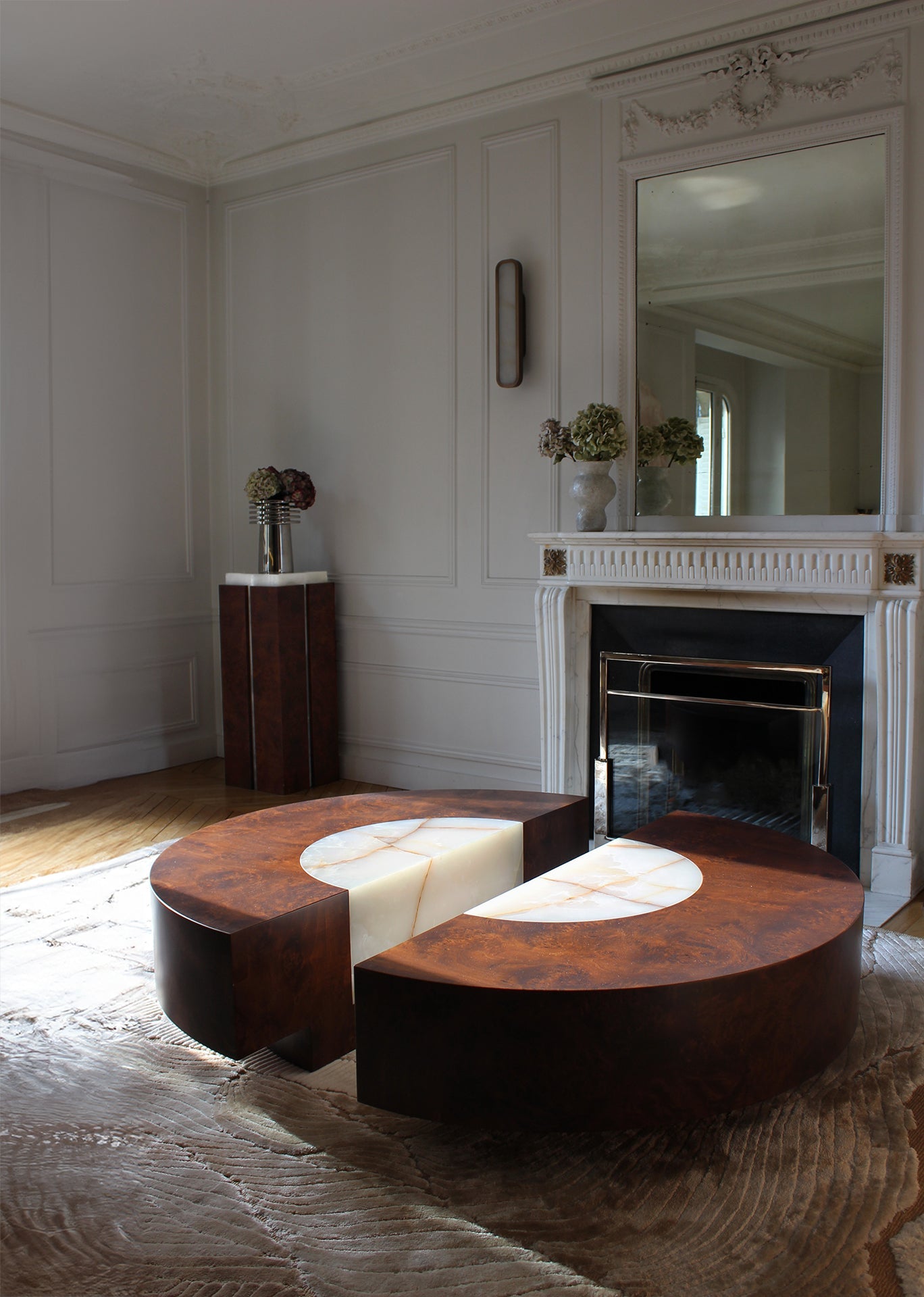 Italian Baci table close-up - burl wood and shell onyx combination with natural material contrast