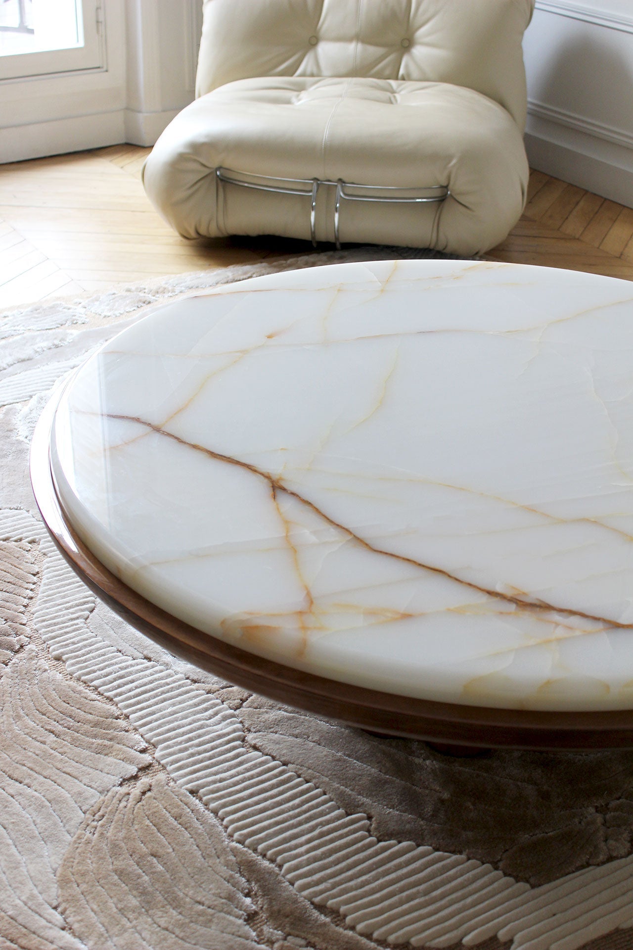 Contemporary wood and shell onyx marble coffee table side angle - Italian luxury design piece