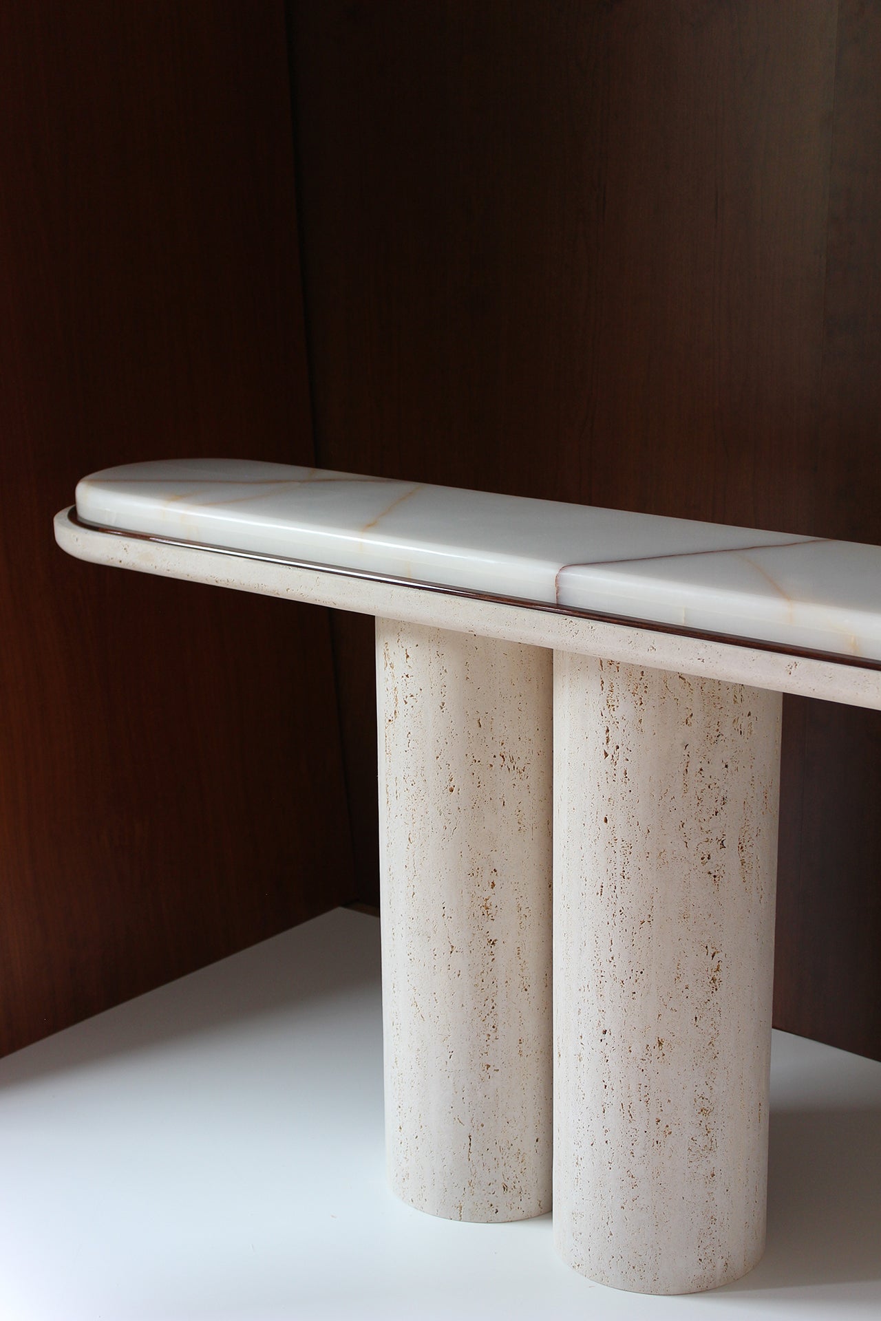 Travertine onyx Ida console table - premium Italian marble craftsmanship - lifestyle perspective