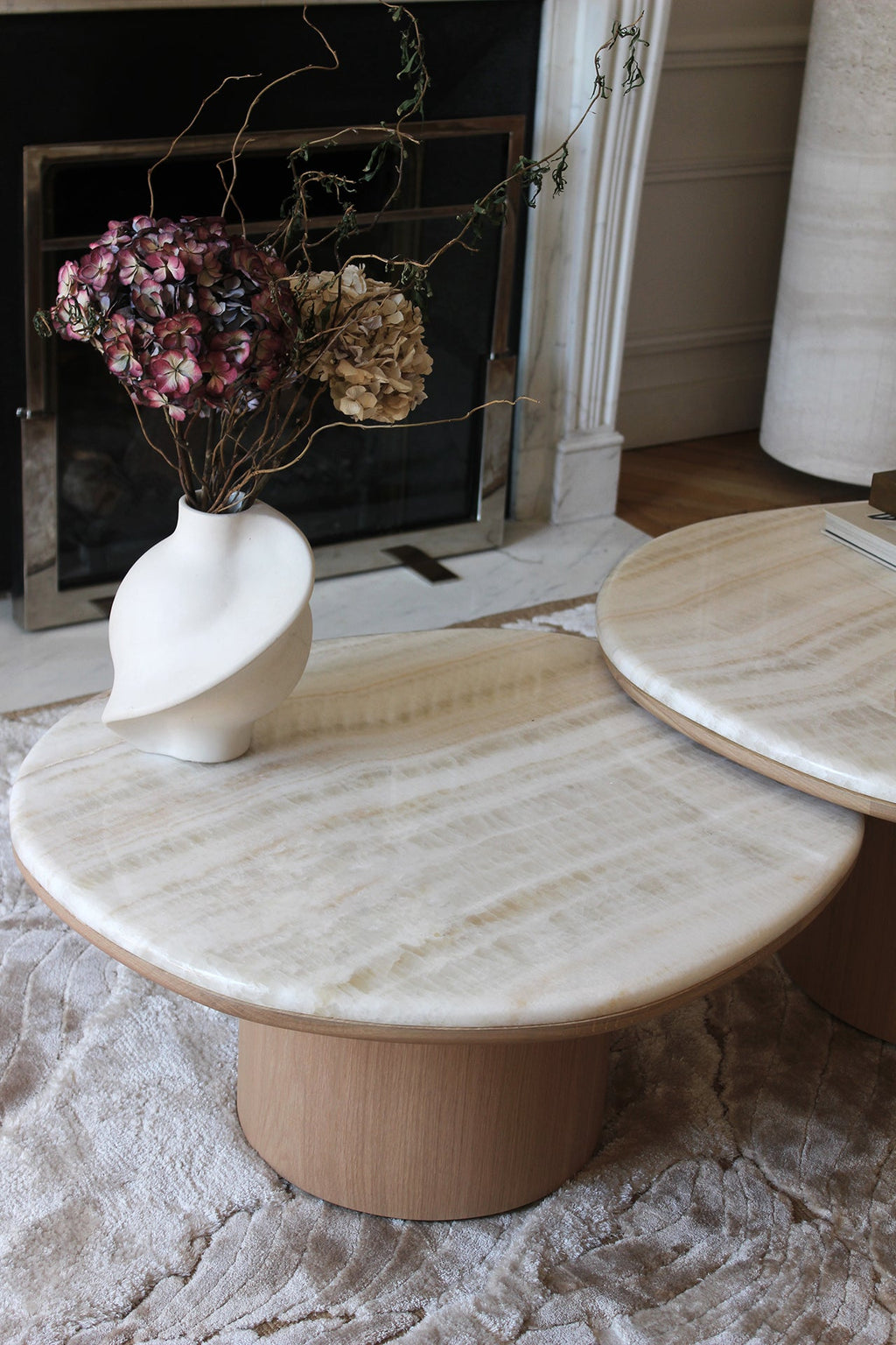 Handcrafted ivory onyx oak Alexis table - luxury Italian furniture MARBERA detail perspective