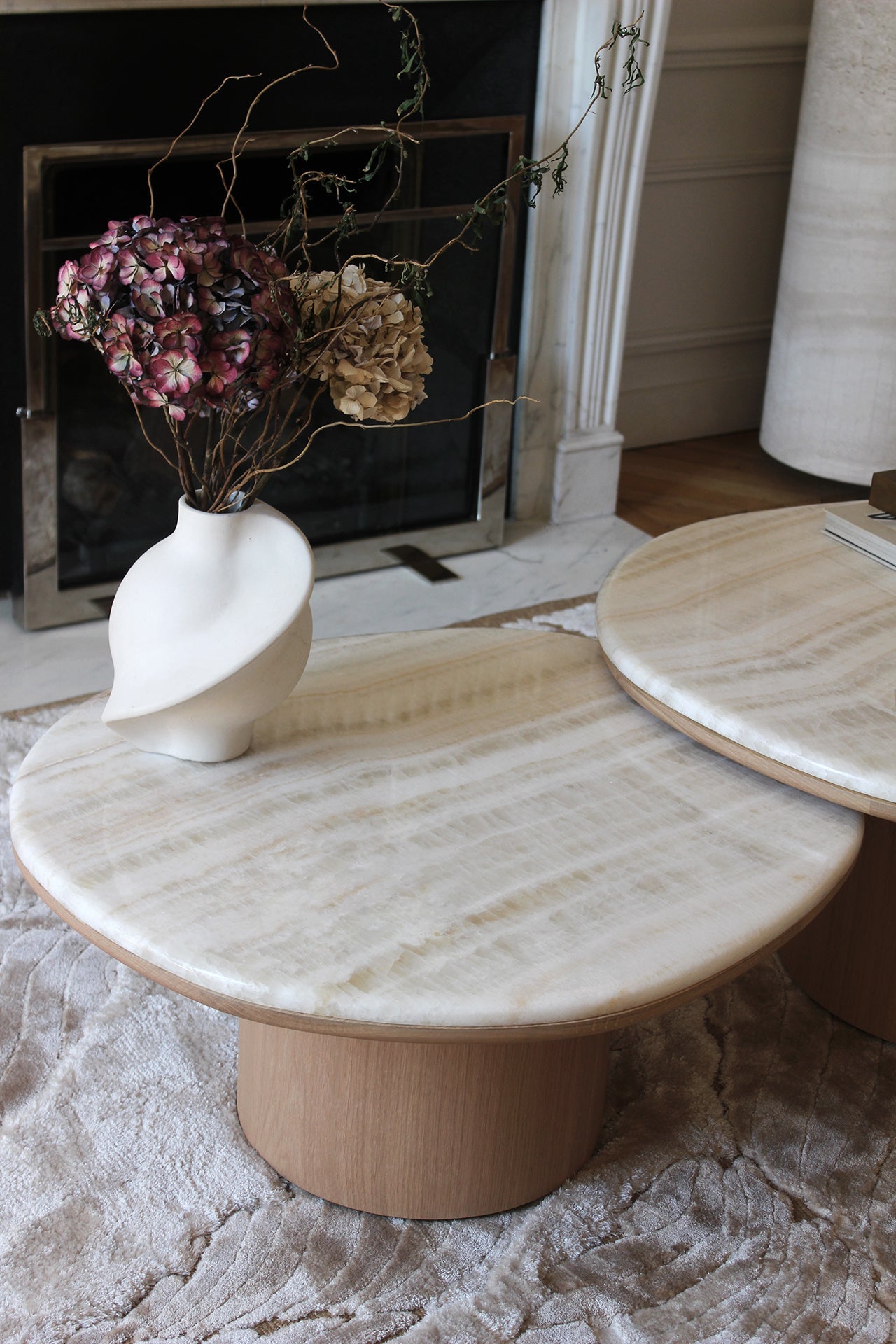 Handcrafted ivory onyx oak Alexis table - luxury Italian furniture MARBERA detail perspective