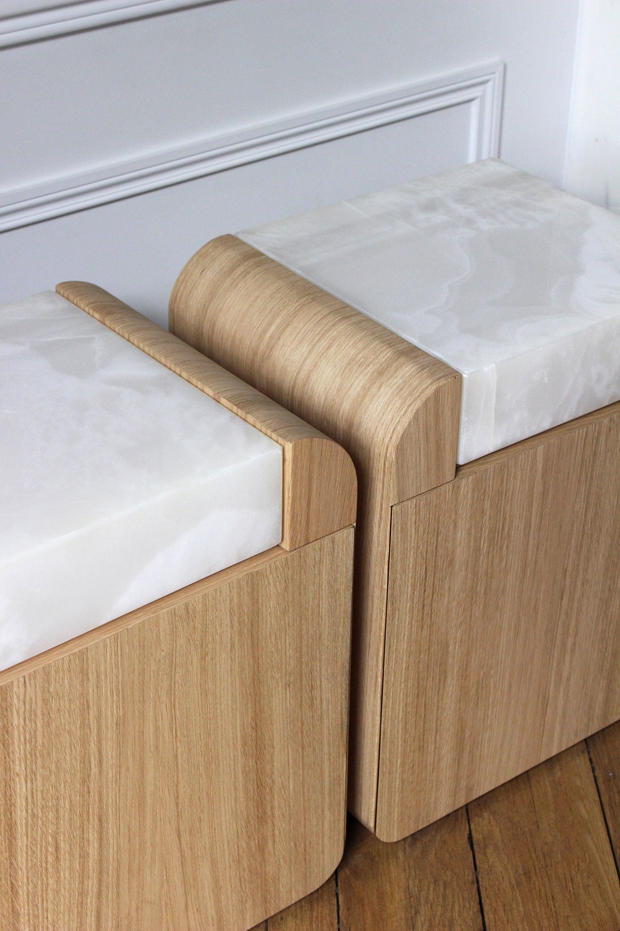 Pair of oak wood Amo tables with white onyx marble base - Italian handcrafted luxury furniture