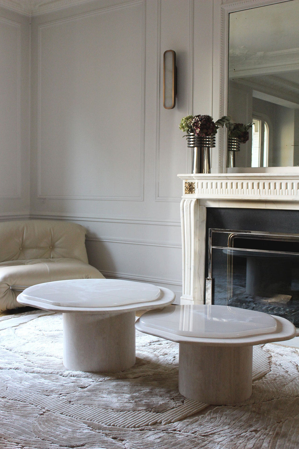 Side view of Nuga Duo travertine and white onyx coffee table, Italian luxury marble furniture