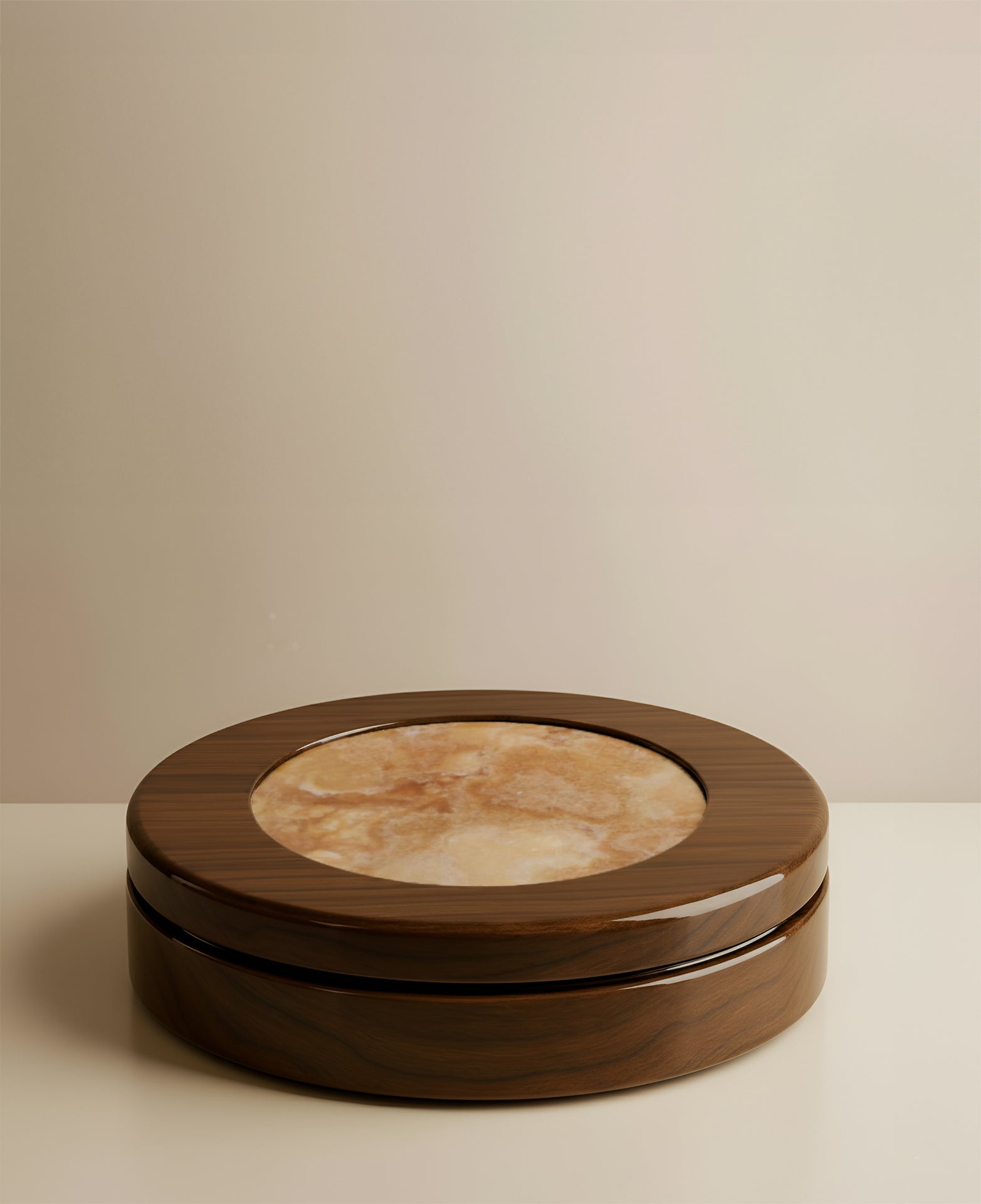 Luxury coffee table combining natural wood with golden honey onyx stone - Italian craftsmanship
