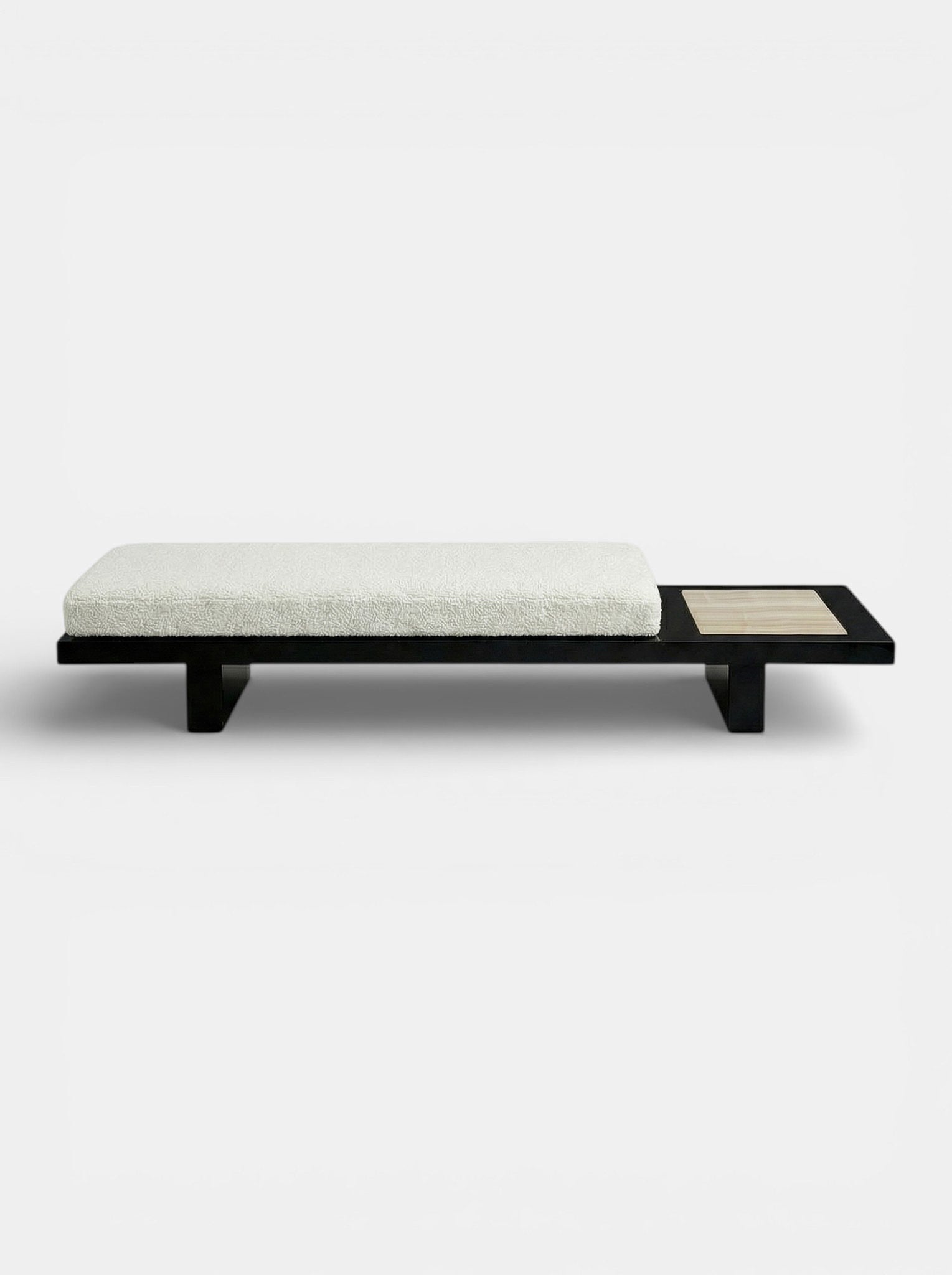 Luxury Sybille bench in black and ivory onyx marble with contrasting veins - Italian crafted statement piece